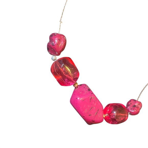 Vintage Y2K Resin Acrylic Statement Necklace 20" Fuchsia Pink Chunky Beads - Picture 2 of 5